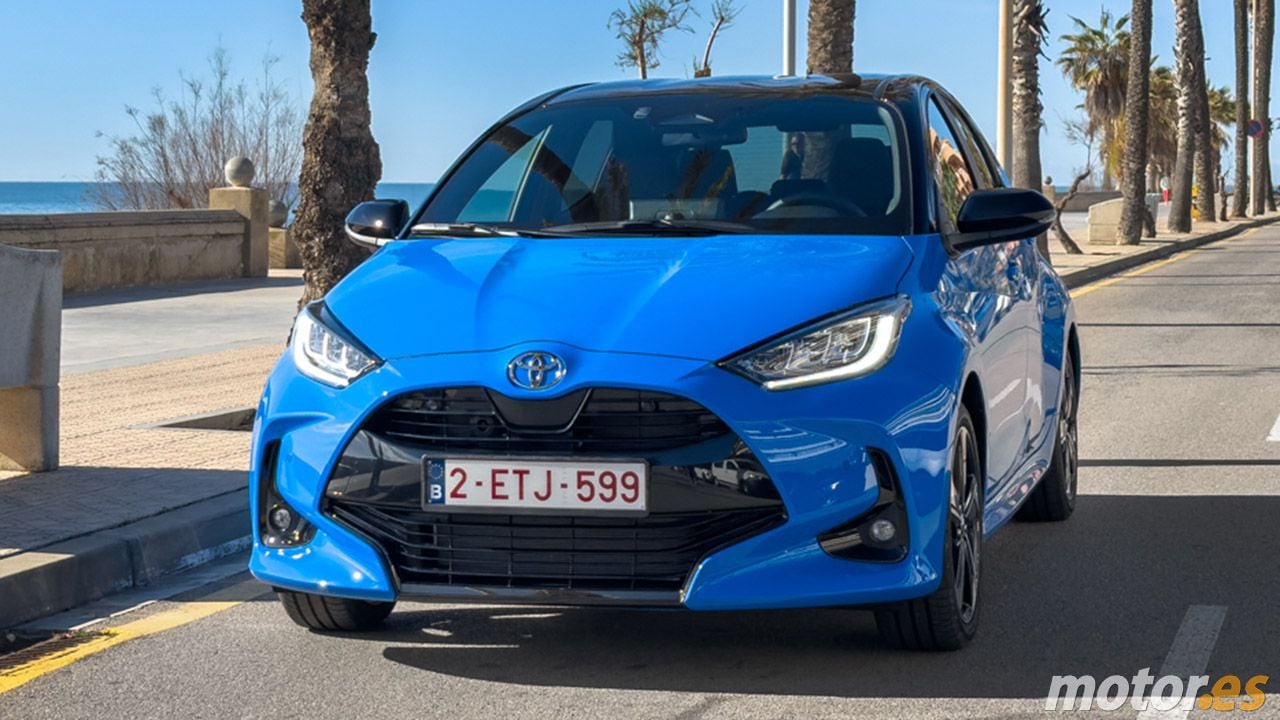 Italia - Febrero 2025: El Toyota Yaris recupera protagonismo y se acerca al Peugeot 208