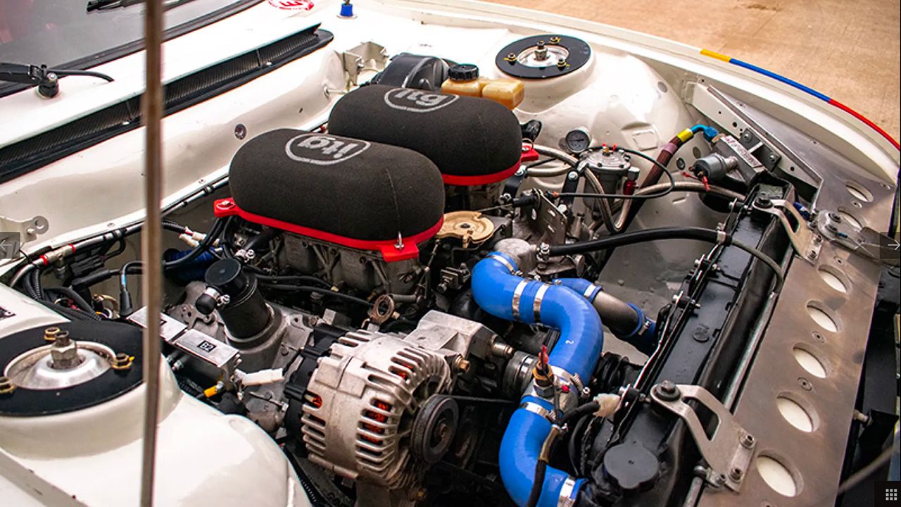 Peugeot 504 Coupé - motor V6
