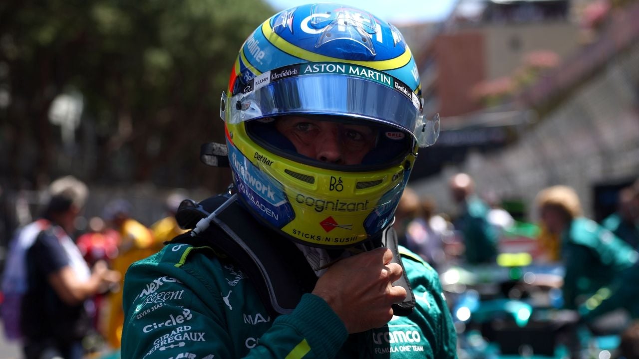 Alonso señala a Mercedes y Cowell pide un análisis “forense” del motor: “Había seis y se ha roto el mío”