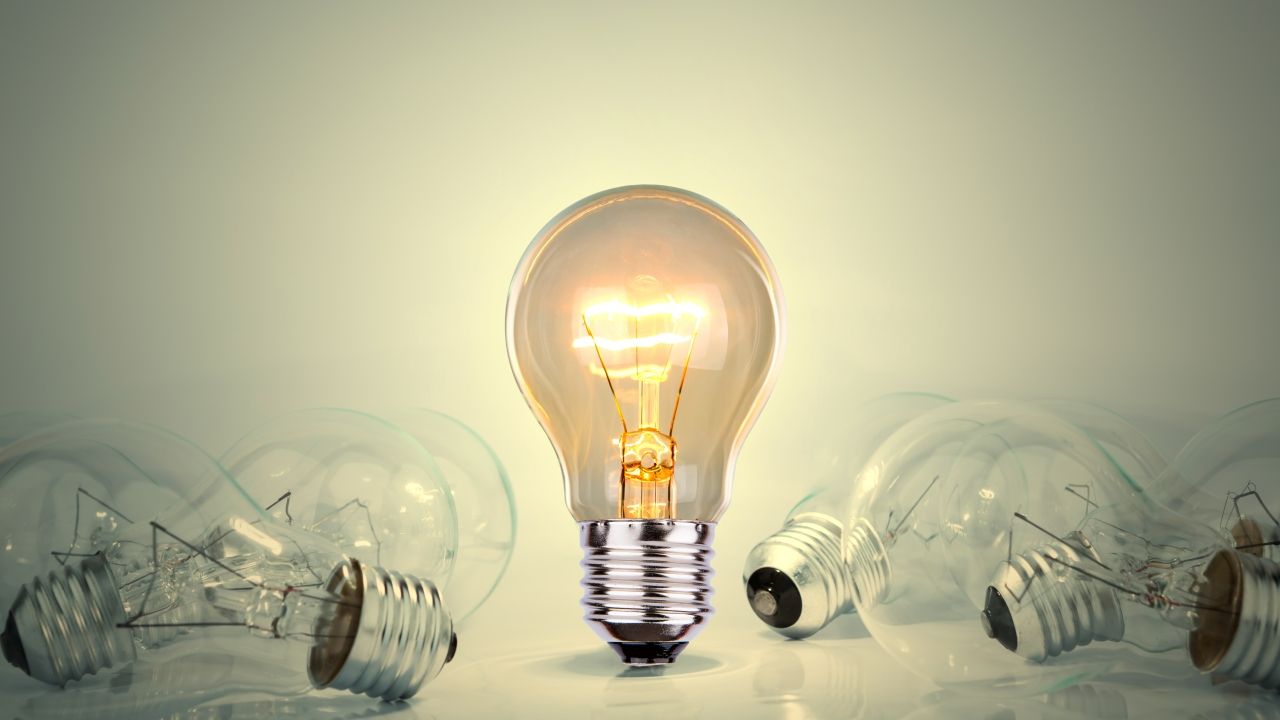 Cómo elegir la mejor compañía de electricidad sin caer en trampas ni pagar de más