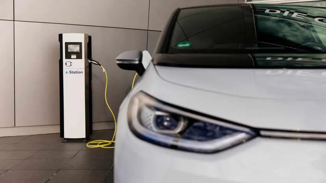 industria-automovil-europa-coches-electricos-hibridos-ineos-2025108356-1748260547_4.jpg