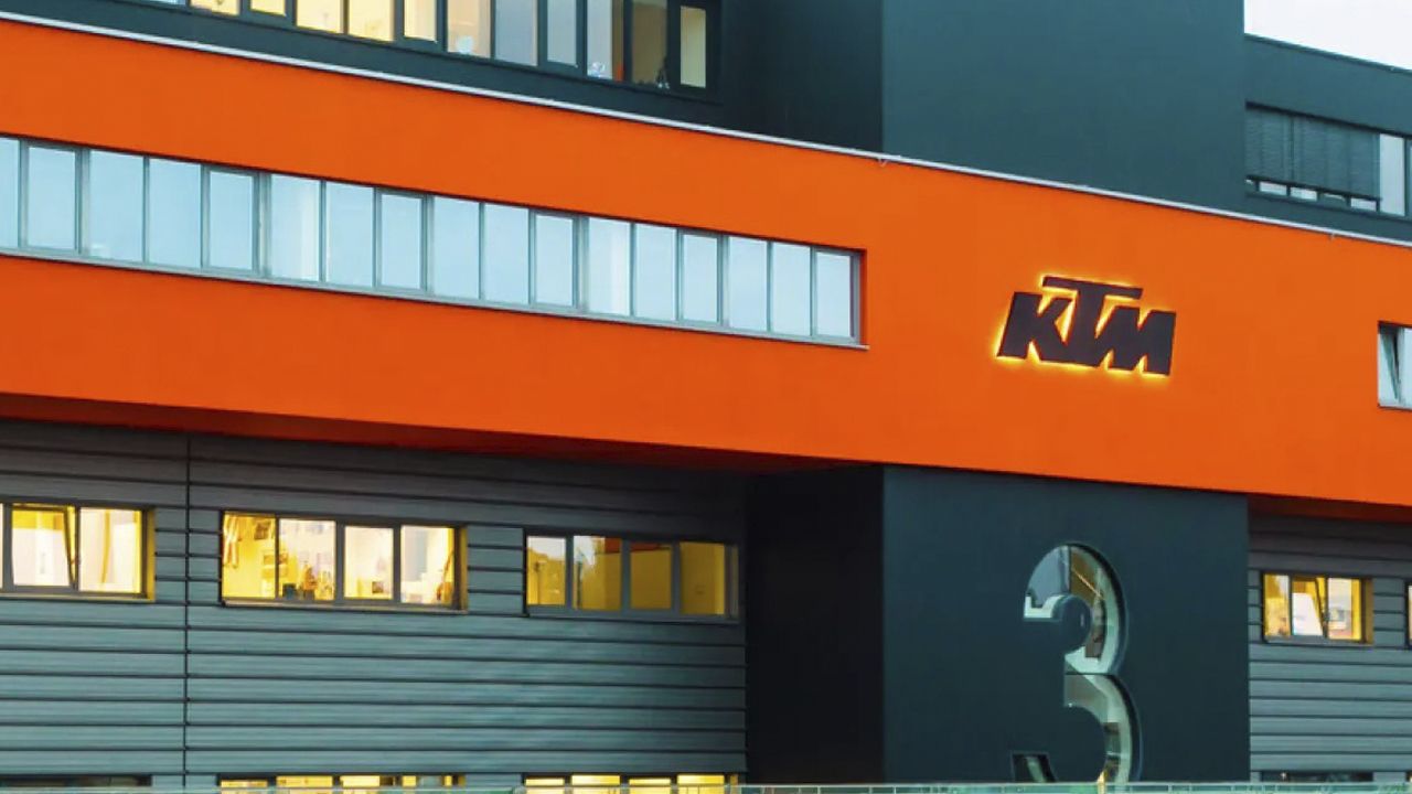 Fin de una era en KTM, Bajaj toma el control total de una marca de motos expoliada y arruinada