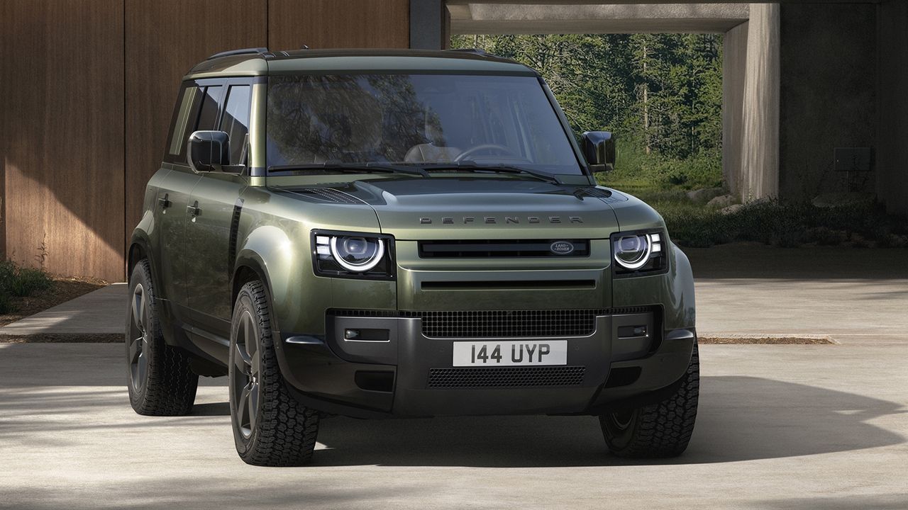 Land Rover Defender 2026