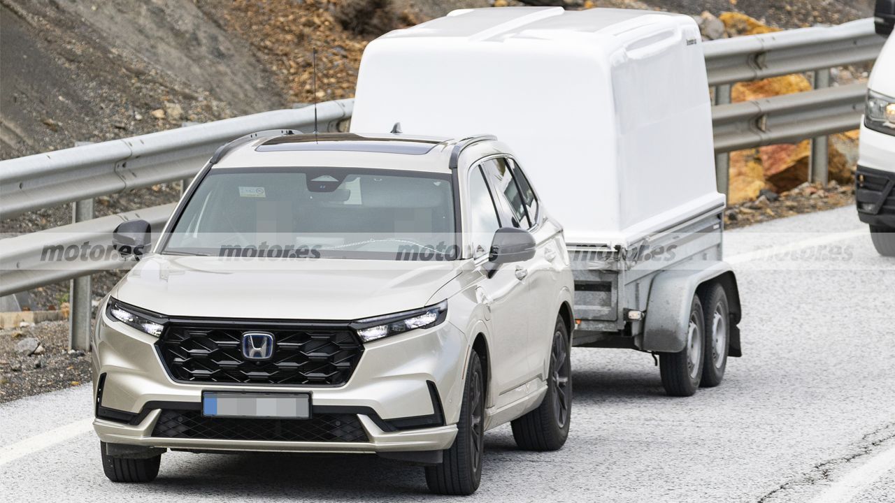 No solo quiere superarlo, el nuevo Lynk & Co 08 se obsesiona con descubrir qué hace imbatible al CR-V 3