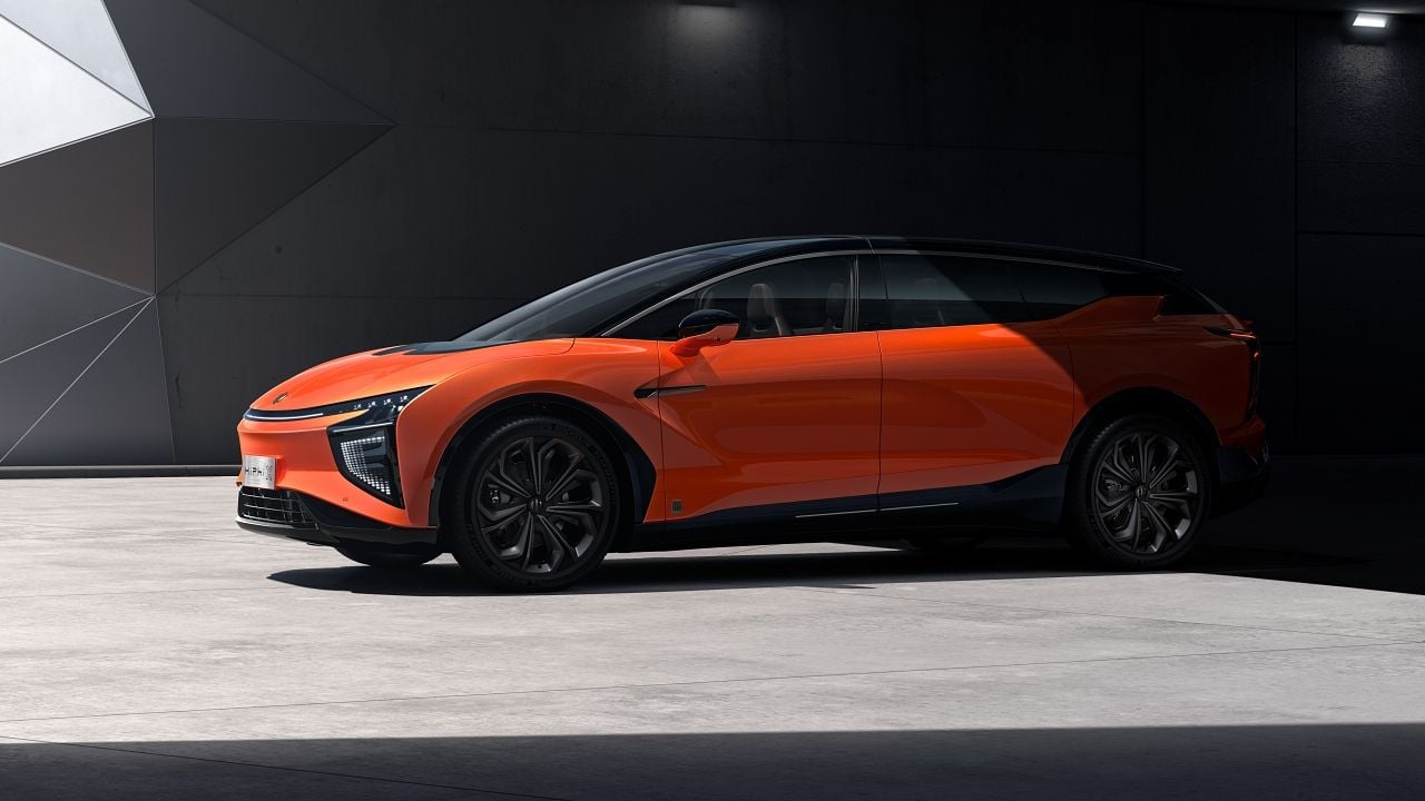 No todas las marcas chinas de coches eléctricos van a sobrevivir. En 2024 desaparecieron unas cuantas, una te sonará mucho