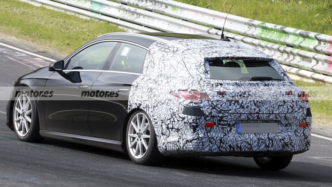 Mercedes pone a prueba el nuevo CLA Shooting Brake en Nürburgring, más visible pero no todo son buenas noticias 9