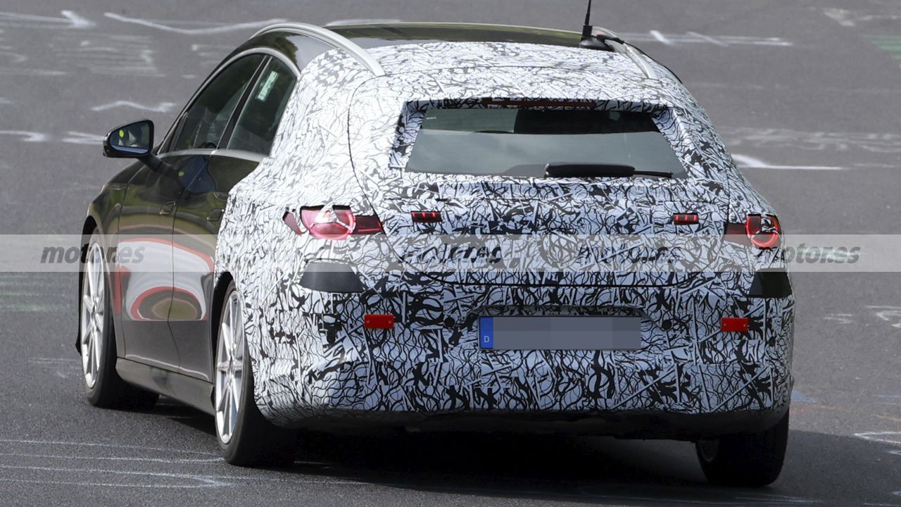 Mercedes pone a prueba el nuevo CLA Shooting Brake en Nürburgring, más visible pero no todo son buenas noticias 12