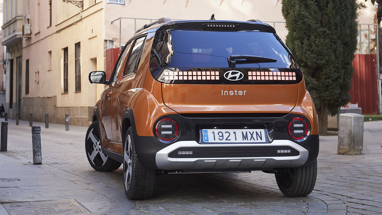 Hyundai Inster - posterior