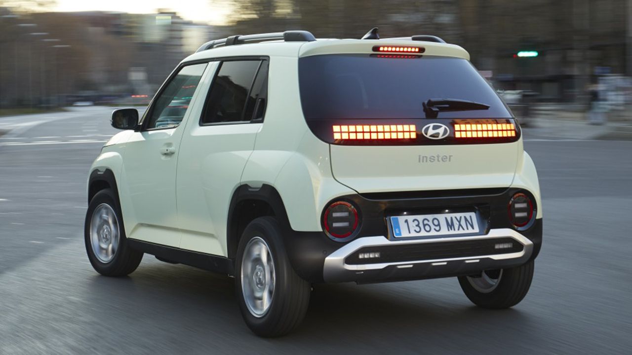 Hyundai Inster - posterior
