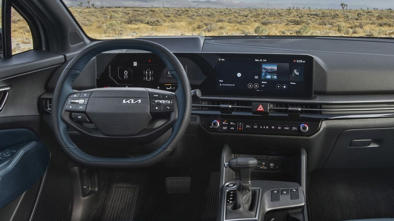 Esto no te cuentan al comprar un coche, la tecnología enamora… y también arruina