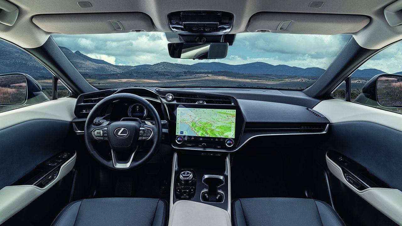 Lexus RZ e-Premium Design - interior
