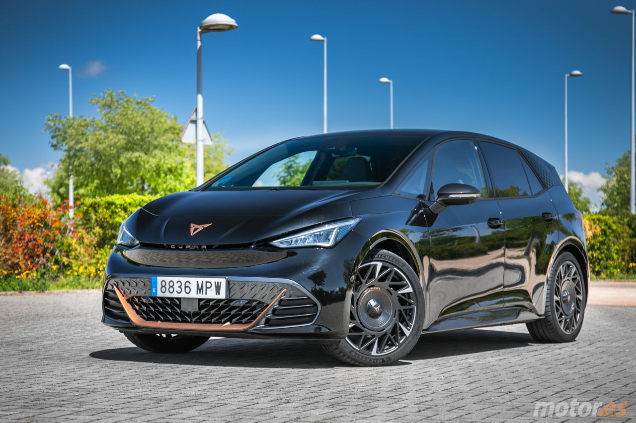 Prueba CUPRA Born VZ, ¿para qué pagar más por algo que no vas a necesitar?
