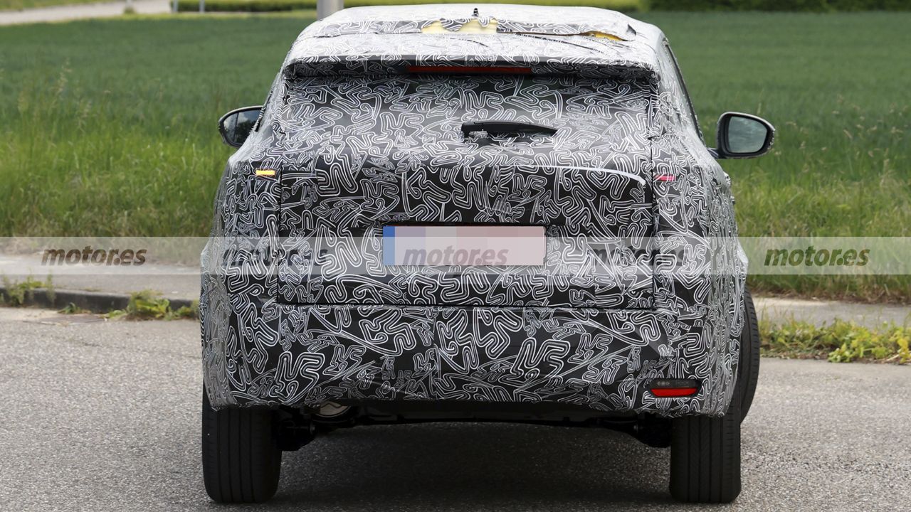Europa se le queda pequeña al Dacia Bigster, la variante Renault ya rueda en pruebas 13