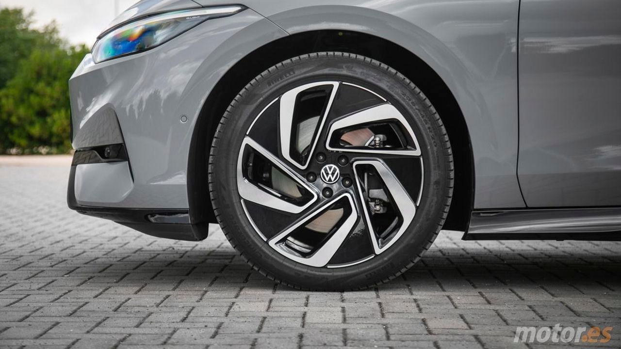 Los eléctricos vuelven a brillar en Volkswagen, pero nadie en la marca se atreve a celebrarlo