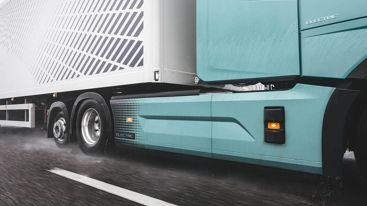 Volvo FH Aero Electric E-axle