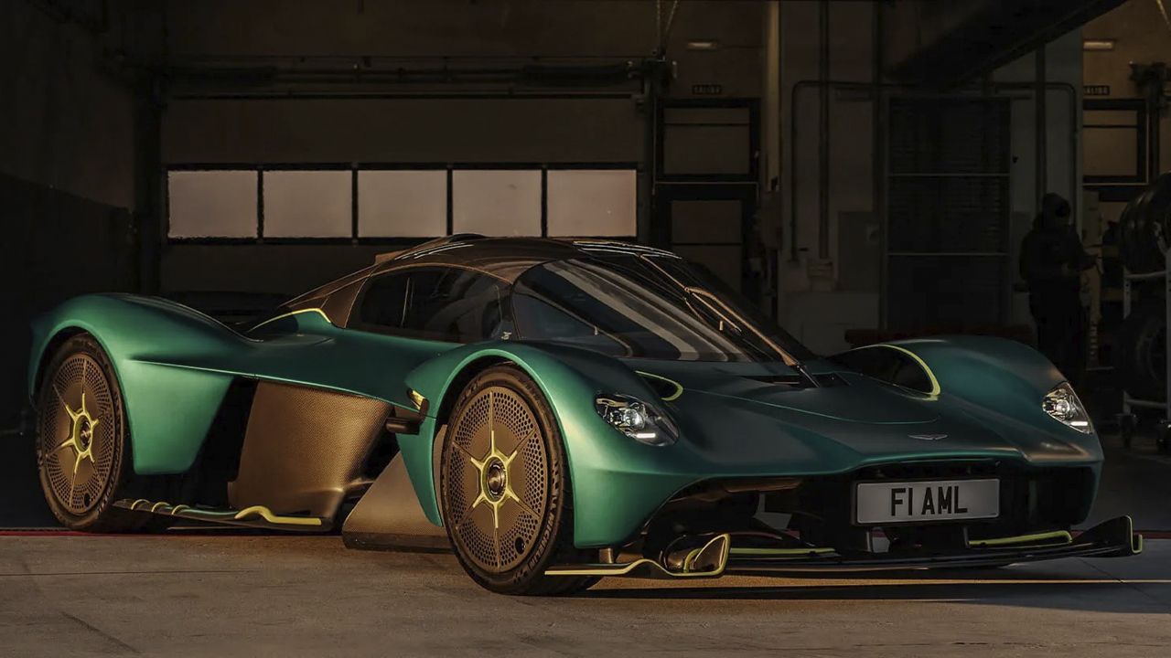 El oscuro lado del Valkyrie, Aston Martin ofrece recomprarlo por lo que vale un Audi Q5