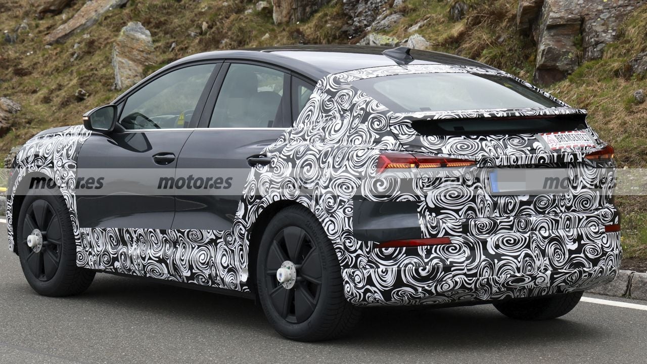 Fotos espía Audi Q4 Sportback e-tron Facelift 2026