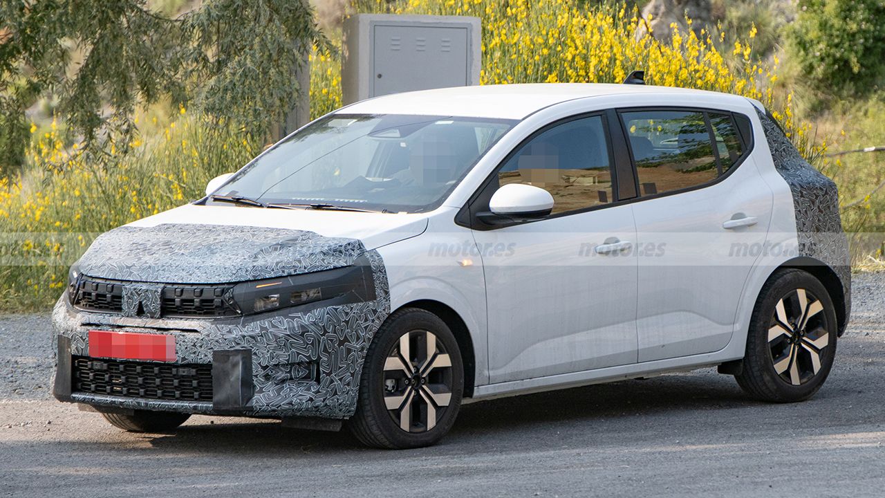 Dacia Sandero 2026 - foto espía