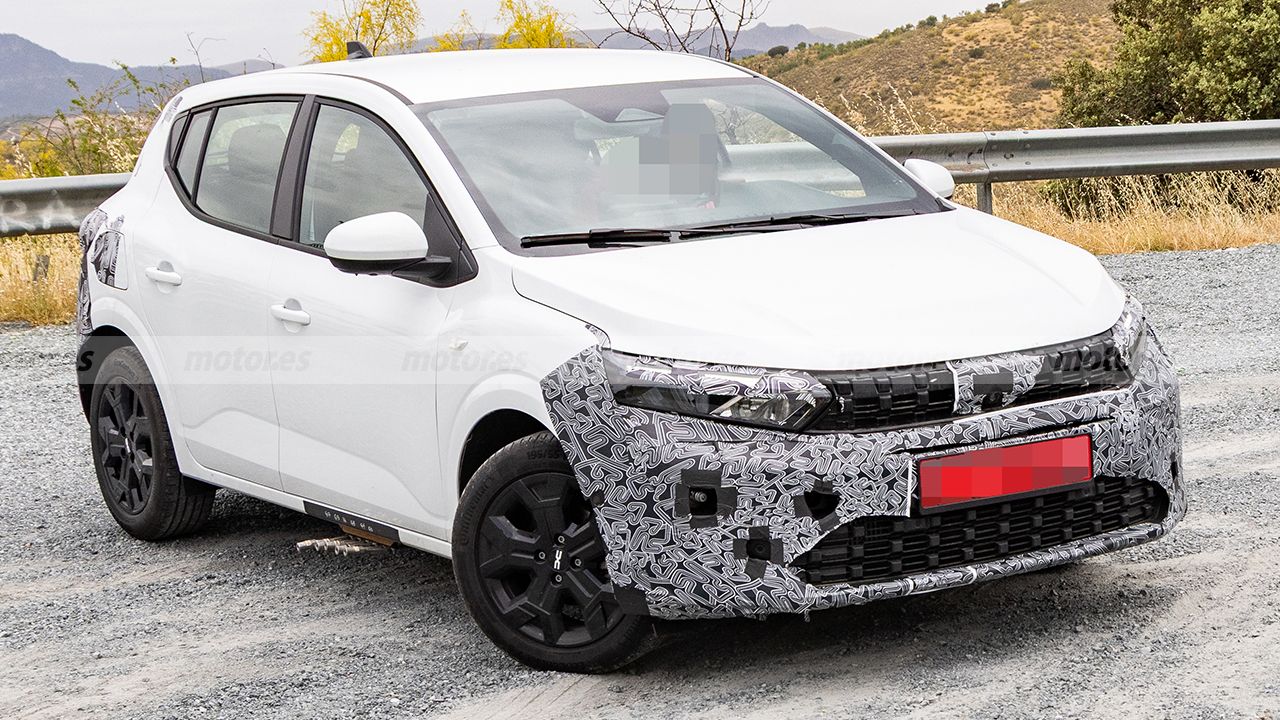La Novedad De Dacia Más Esperada De 2025 Se Descubre En Estas Fotos, Y Mg No Le Quita Ojo 2 Dacia Sandero 2026 - Foto EspÍA