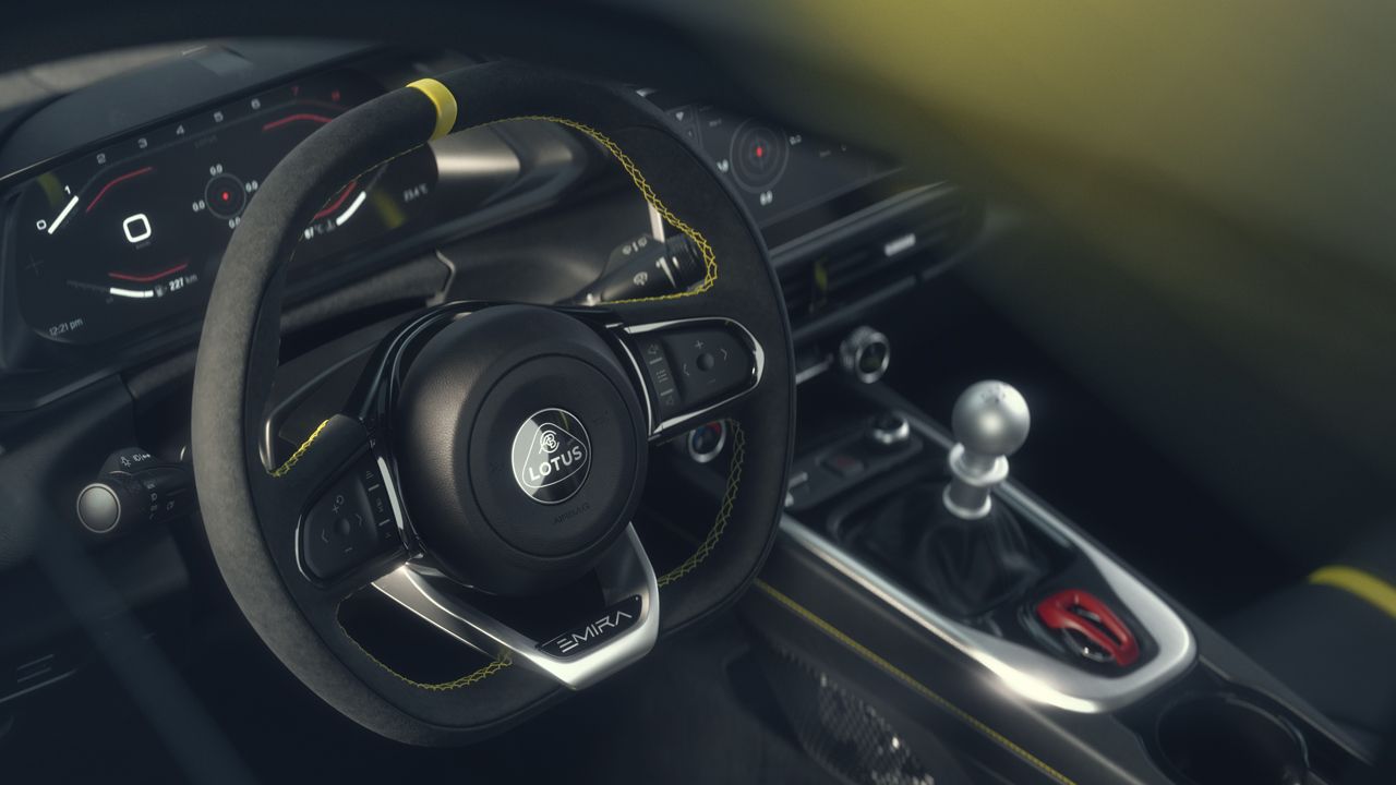 Lotus Emira SE