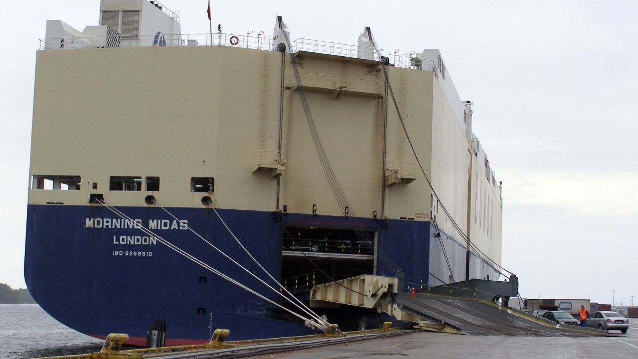 La pesadilla se repite, incendio en un barco cargado de coches híbridos y eléctricos