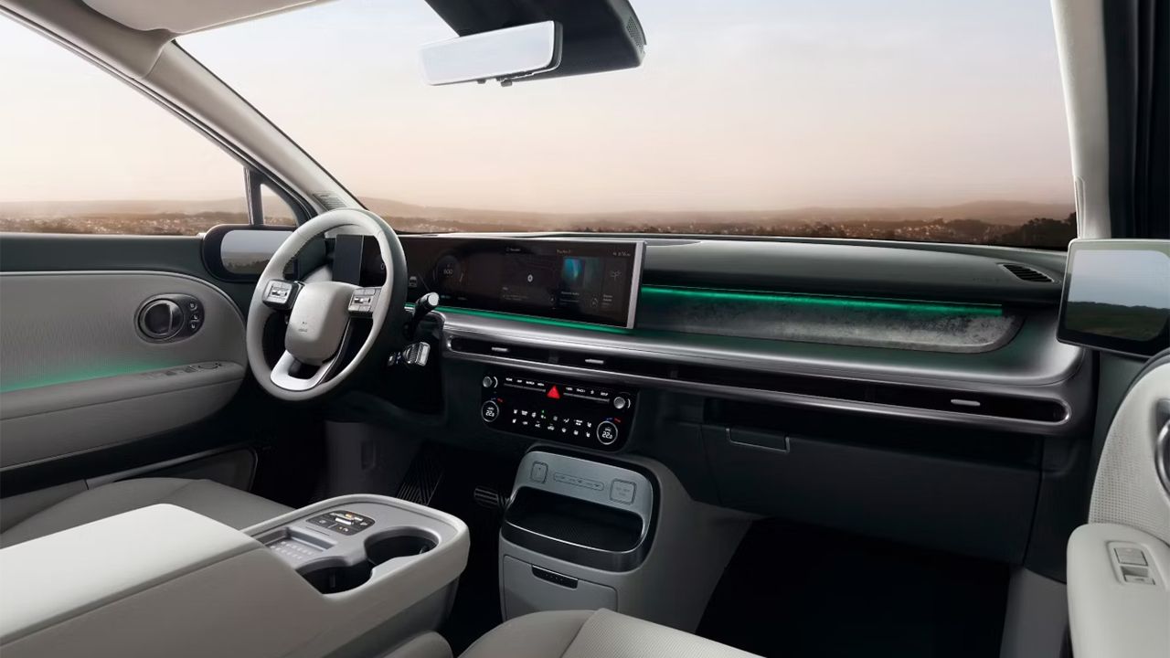 Hyundai IONIQ 9 - interior