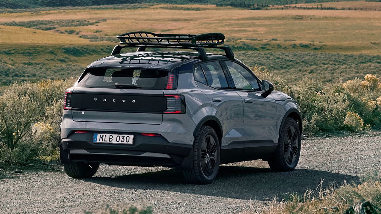 Volvo EX30 Cross Country - posterior