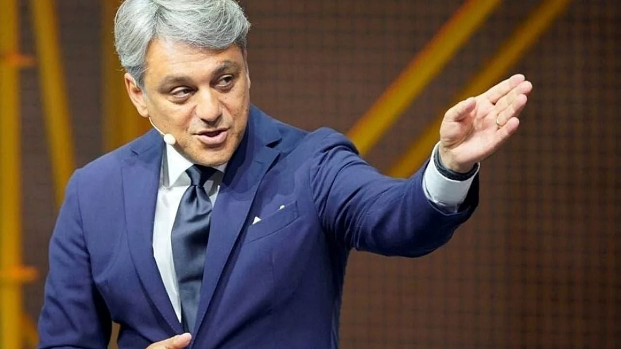 Los SUV se comieron a los monovolúmenes, ¿pero qué pasa con los coches pequeños? Renault reparte culpas