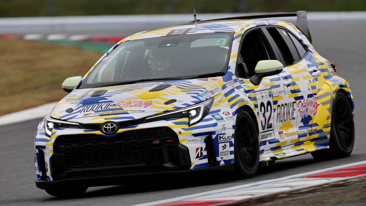 Toyota gana una carrera con un motor que nadie esperaba, no es eléctrico pero el fin de la gasolina se acerca