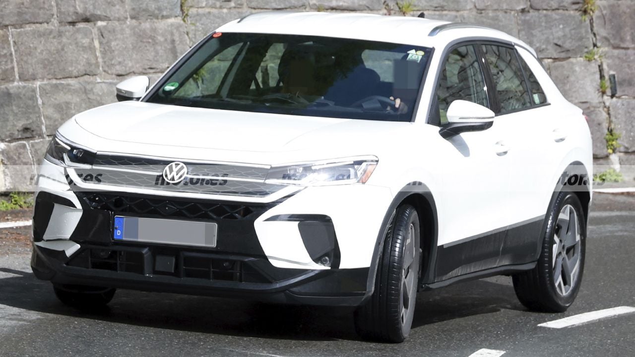 El nuevo T-Roc 2026 aparece donde (y como) nadie lo esperaba, Volkswagen no lo ha podido evitar 3