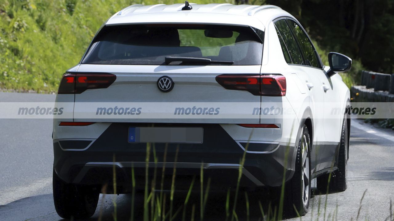 El nuevo T-Roc 2026 aparece donde (y como) nadie lo esperaba, Volkswagen no lo ha podido evitar 17
