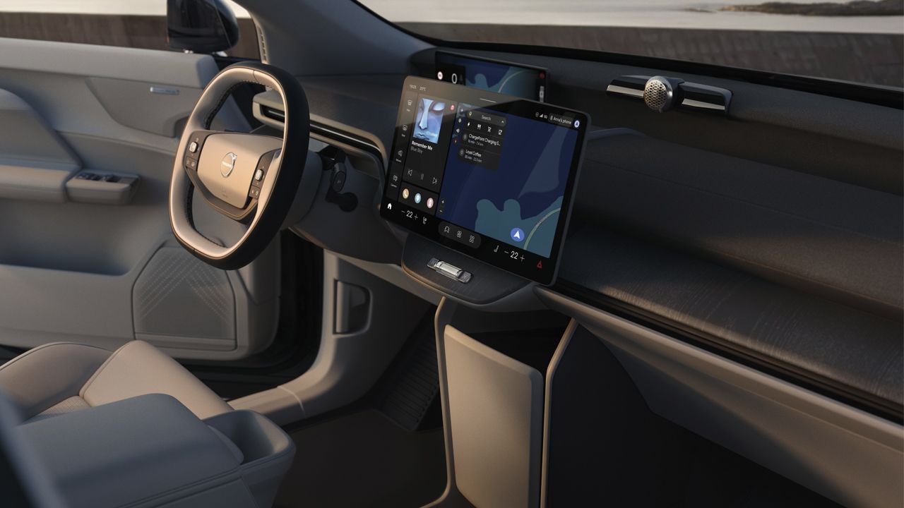 vVolvo EX60