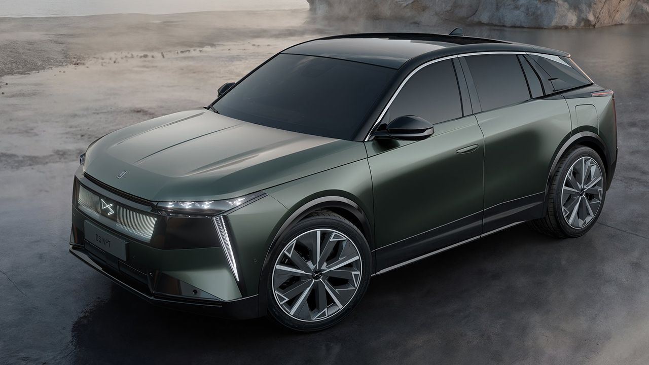 Hasta 740 km de autonomía y 350 CV, el nuevo DS Nº7 E-Tense eleva la presión en el mercado premium de SUV eléctricos