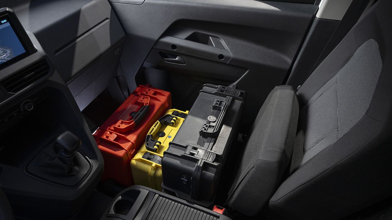 Fiat presenta el doblò easypro, la furgoneta compacta que aprieta a la competencia en precio 7