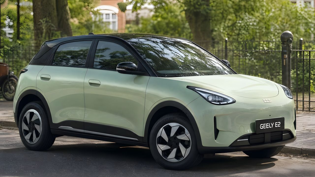 El Geely E2 llega dispuesto a demostrar que un coche eléctrico pequeño no tiene por qué ser caro