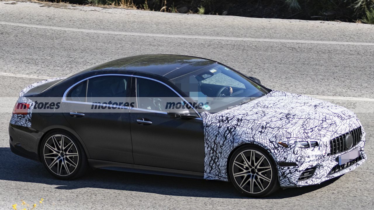 Fotos espía Mercedes-AMG C 53 Berlina 2027