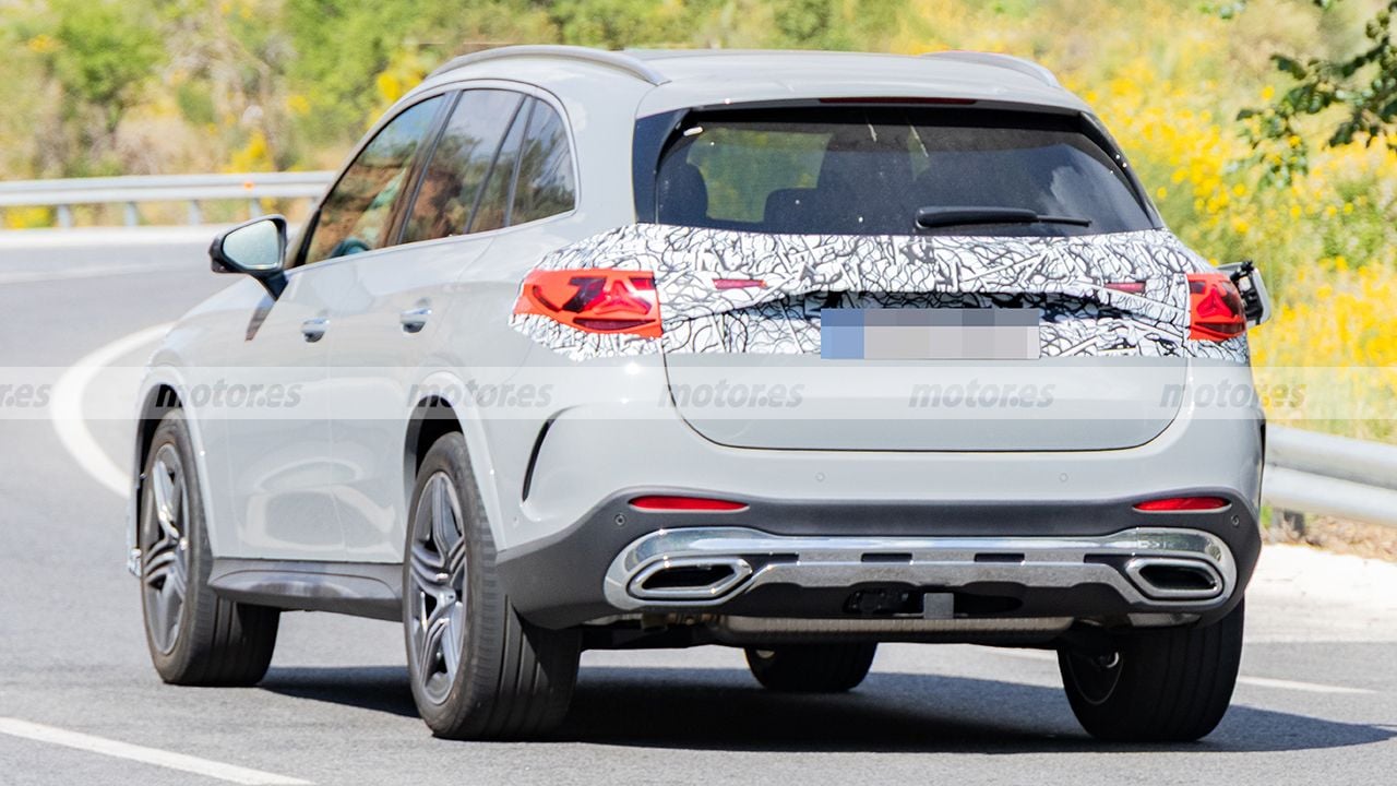 Mercedes GLC 2028 - foto espía posterior