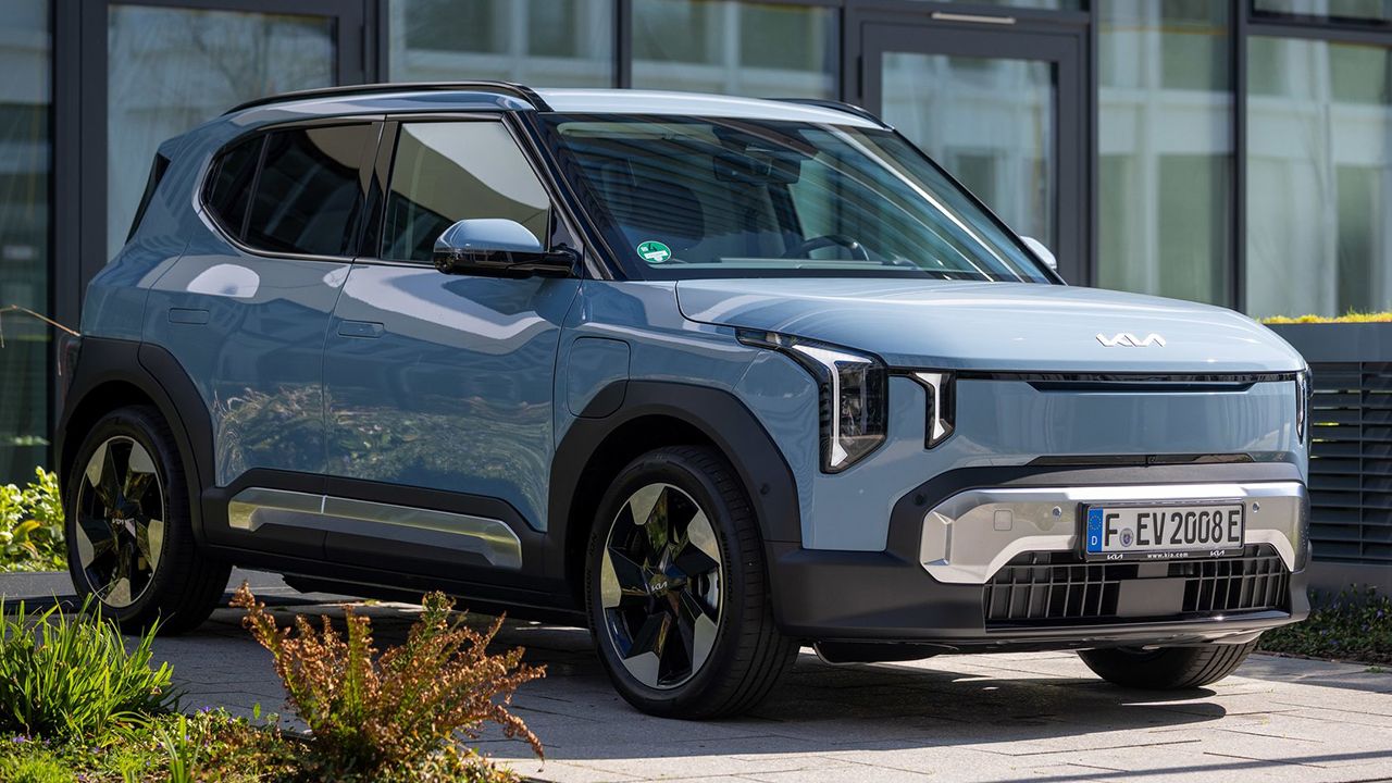 KIA EV2