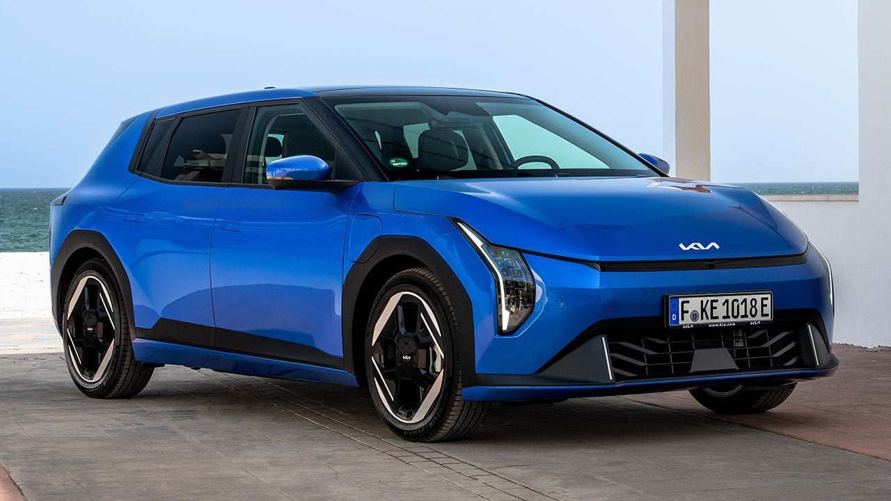 KIA EV4