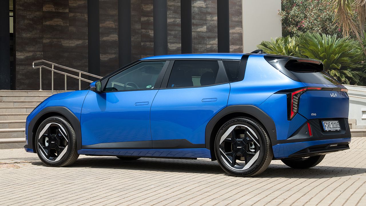 KIA EV4 - posterior