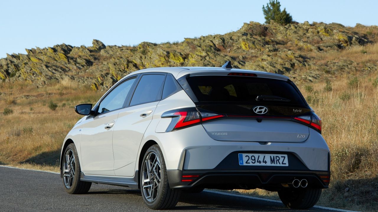 i20