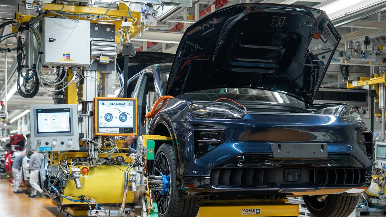 El Cayenne desata otra crisis en Volkswagen, Porsche fuerza el pulso interno del grupo