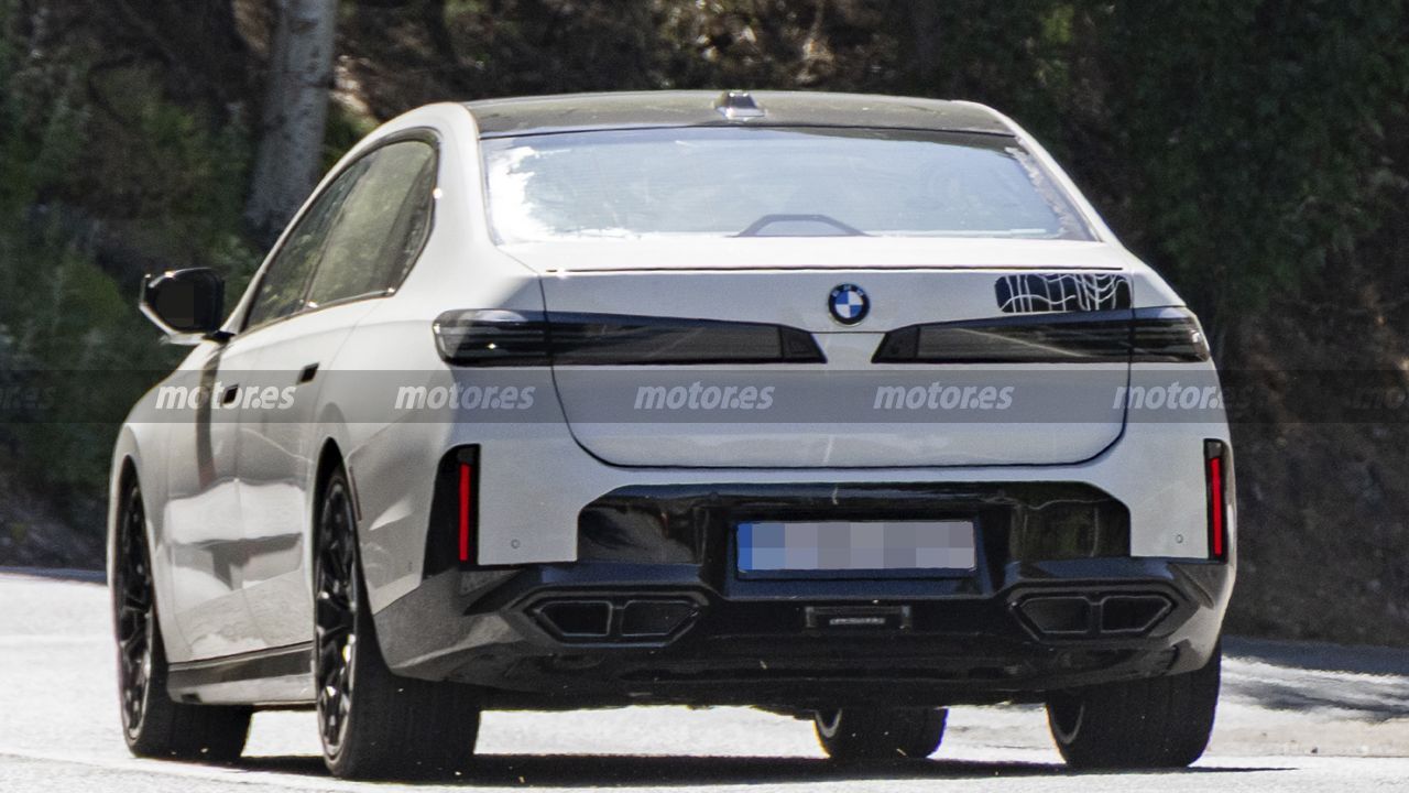 Fotos espía BMW Serie 7 M760 xDrive 2027