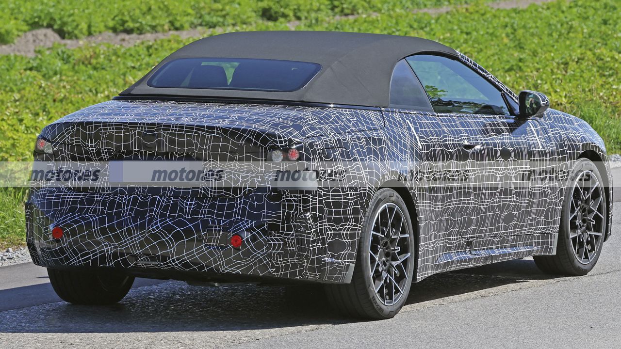 Fotos espía BMW i4 Cabrio 2028