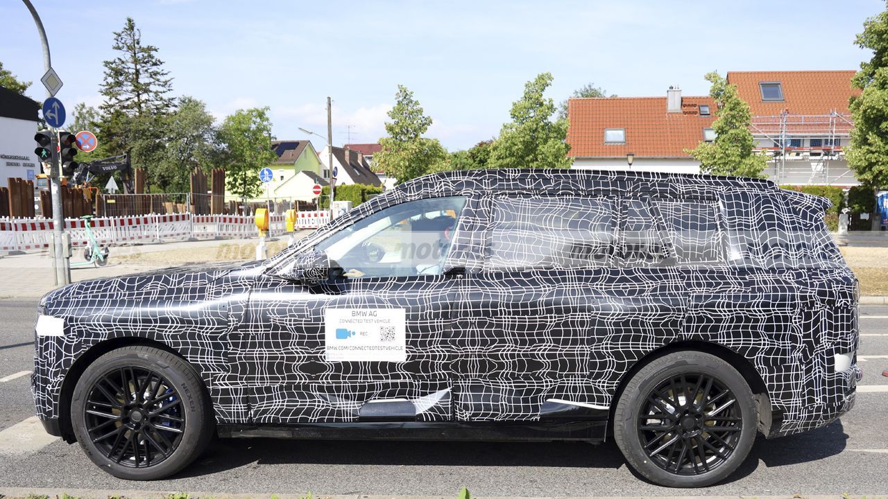Fotos espía BMW iX7 2028