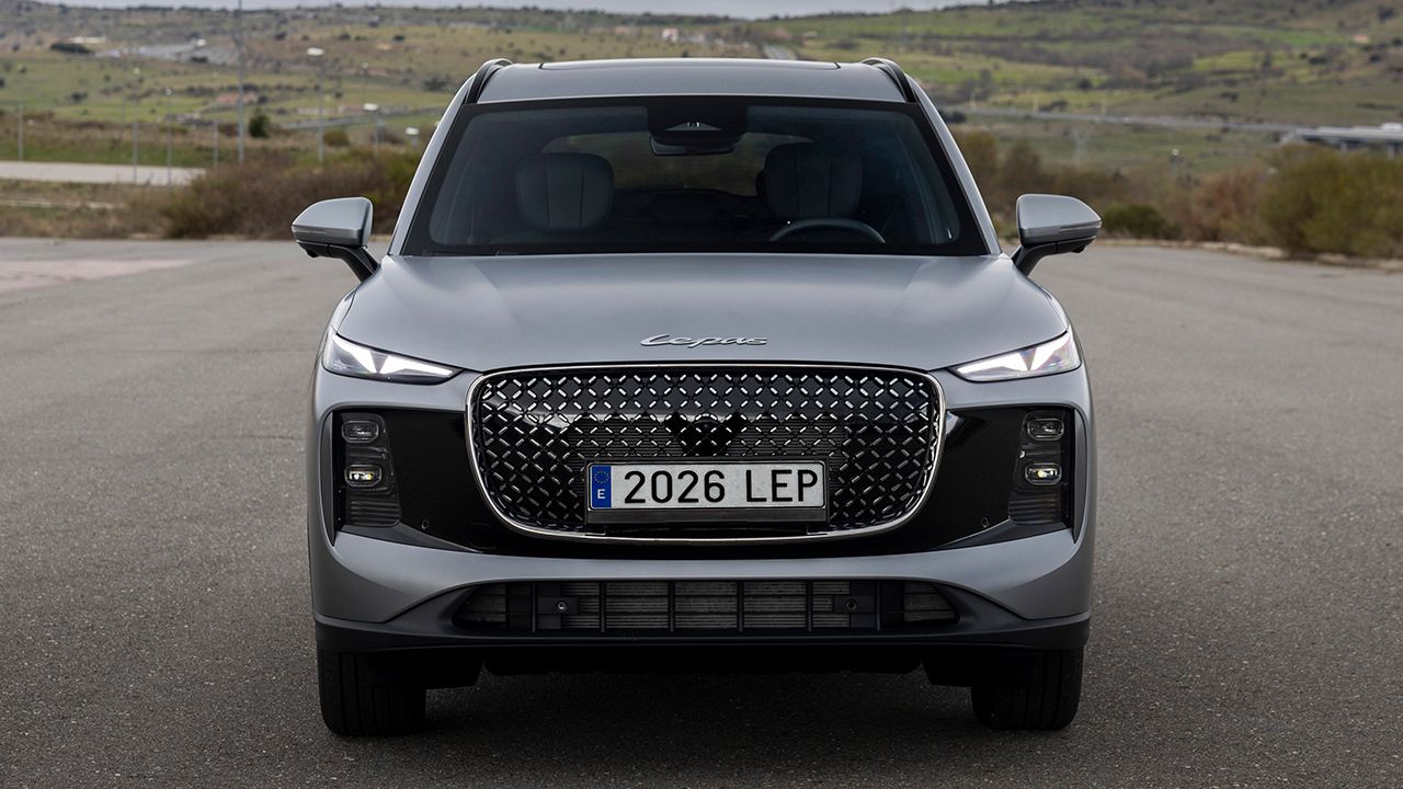 Las 5 claves del nuevo Lepas L8, más de 1.100 km con 279 CV y un precio que reta al Ford Kuga y MG HS