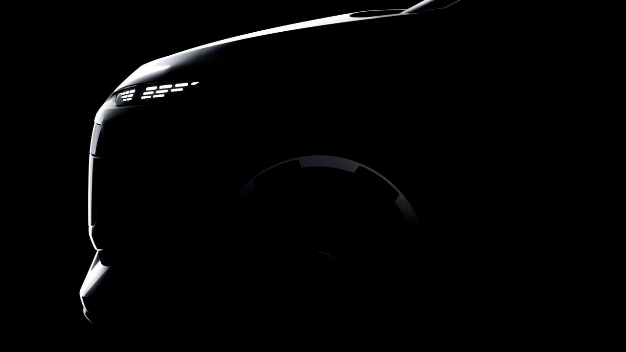 El Audi A2 e-tron ya no puede esconder su diseño, este vídeo espía lo destapa casi por completo