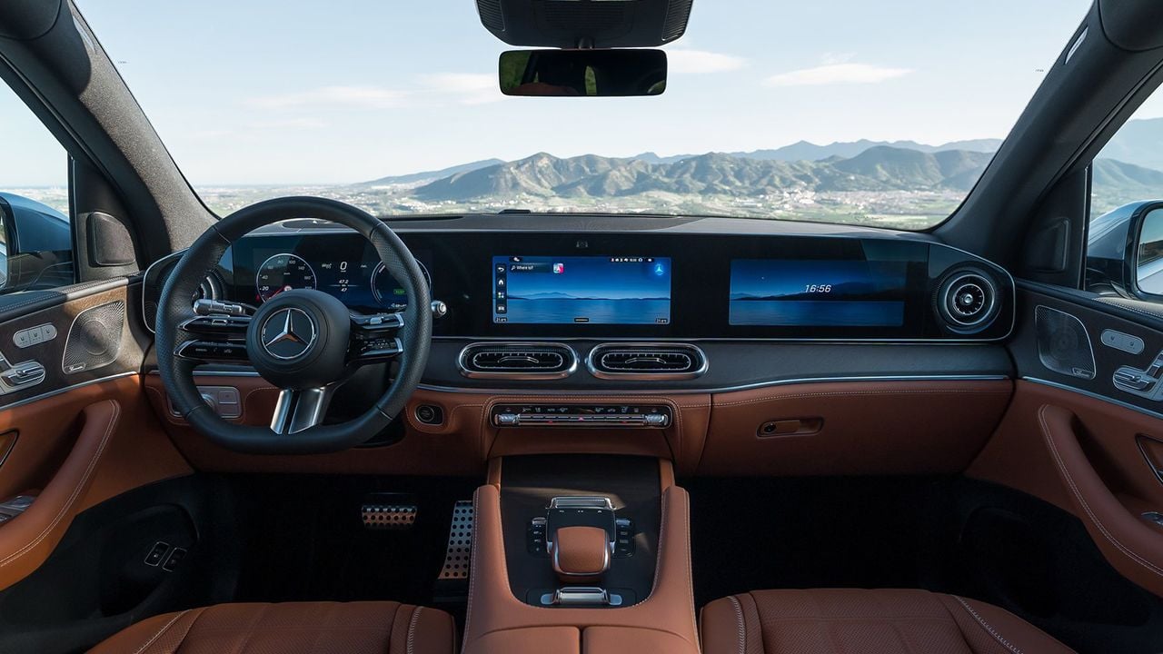 Mercedes GLE 2027 - interior