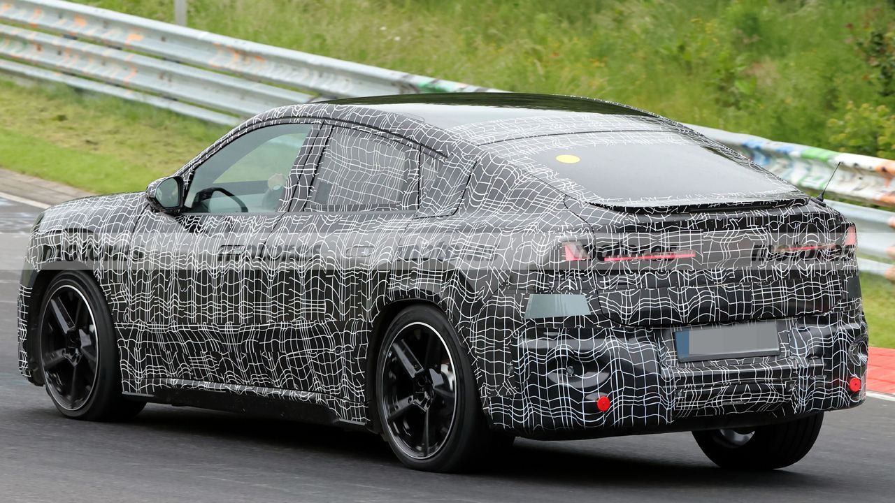 Fotos espía BMW iX4 2027