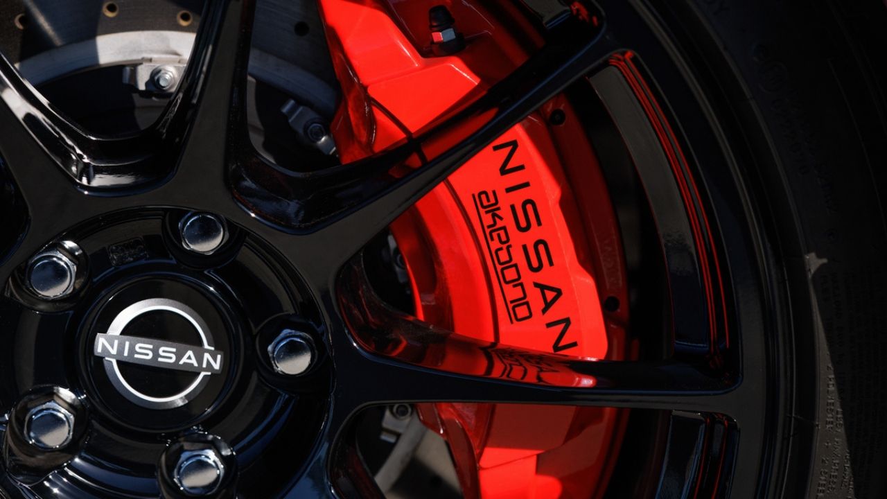 Nissan pastilla roja